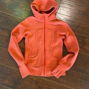 Lululemon sweater